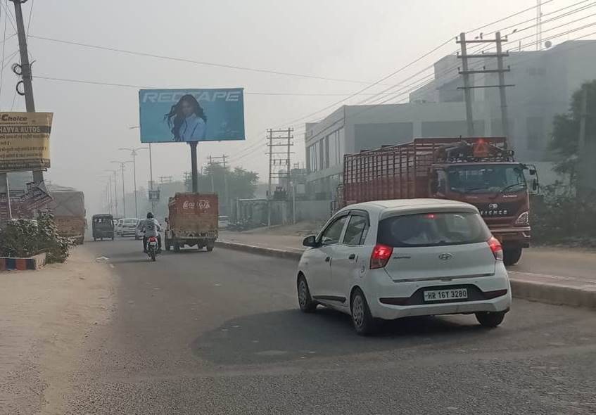 Unipole -Rohtak Road, Bhiwani, Haryana Unipole -Rohtak Road, Bhiwani, Haryana