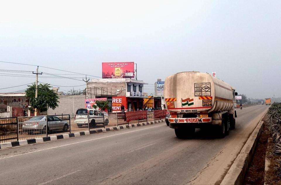 Billboard -Jhajjar Road, Rewari, Haryana Billboard -Jhajjar Road, Rewari, Haryana