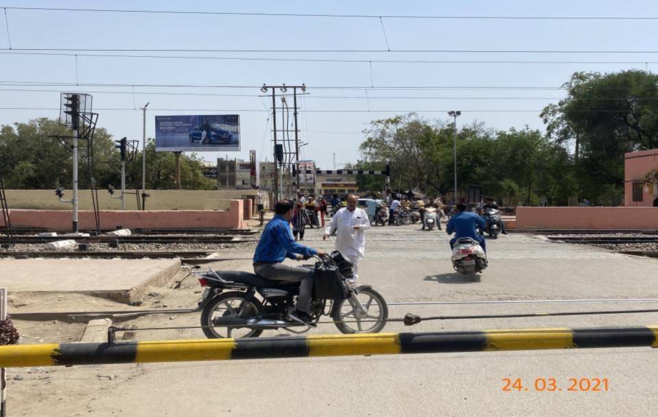Unipole -Railway Crossing, Dabwali, Haryana Unipole -Railway Crossing, Dabwali, Haryana