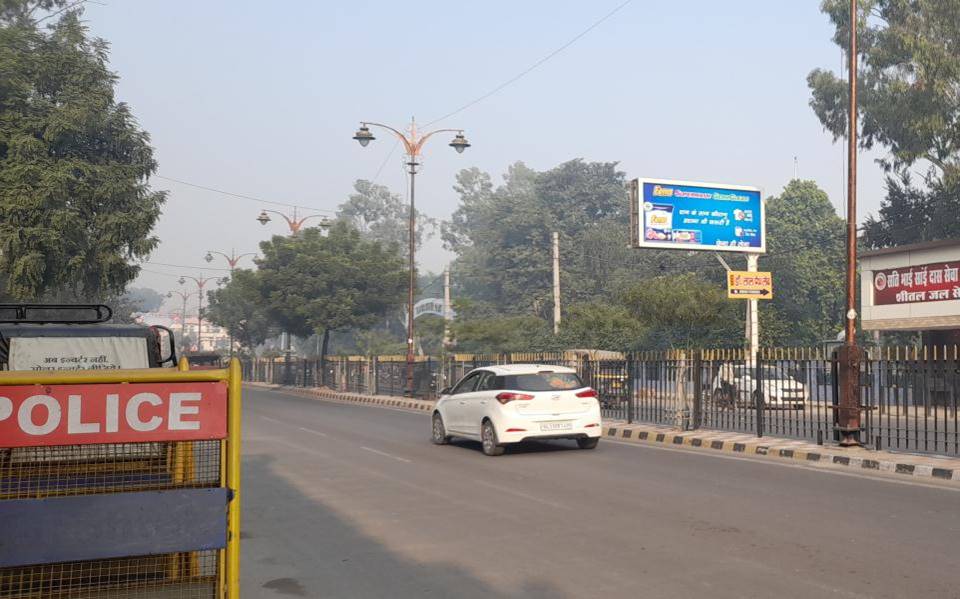 Unipole -Mansrovar Park, Rohtak, Haryana Unipole -Mansrovar Park, Rohtak, Haryana