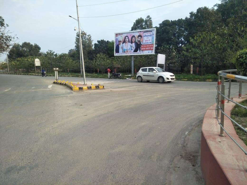 Unipole -JCI Chowk, Kurukshetra, Haryana Unipole -JCI Chowk, Kurukshetra, Haryana