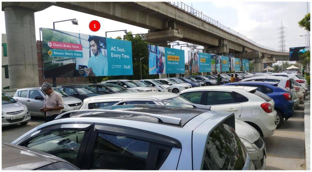 Unipole -Cyber Hub, Gurgaon, Haryana