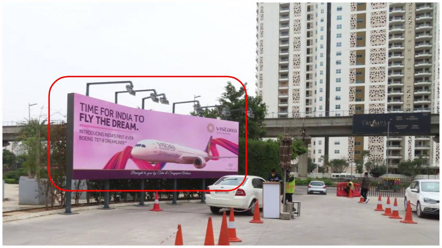 Billboard -Main Porch of One Horizon, Gurgaon, Haryana Billboard -Main Porch of One Horizon, Gurgaon, Haryana