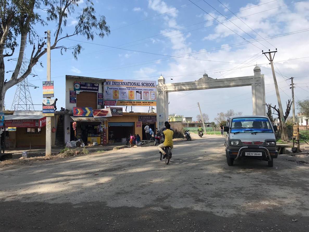 Billboard - JAKH JHANG CHOWK, Samba, JAMMU AND KASHMIR Billboard - JAKH JHANG CHOWK, Samba, JAMMU AND KASHMIR