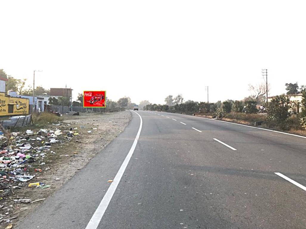 Billboard - Chann Rorian, Highway, JAMMU AND KASHMIR Billboard - Chann Rorian, Highway, JAMMU AND KASHMIR