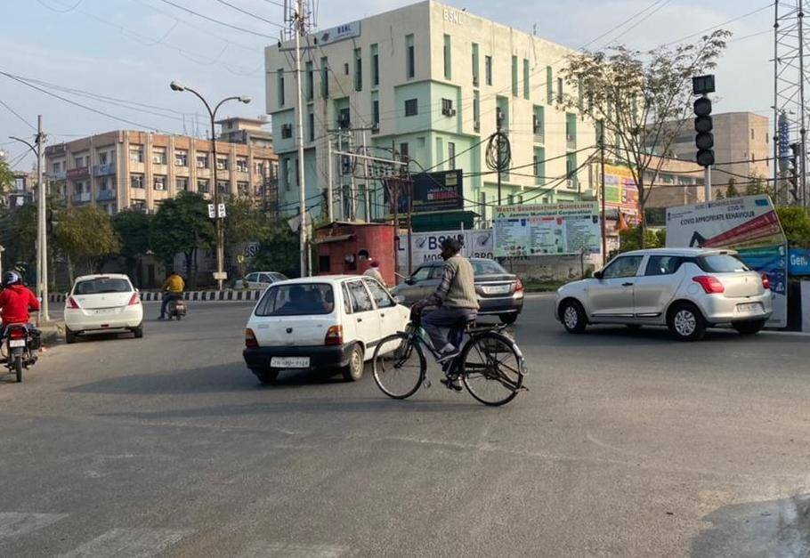 Unipole - zorawar chowk, Jammu, JAMMU AND KASHMIR Unipole - zorawar chowk, Jammu, JAMMU AND KASHMIR