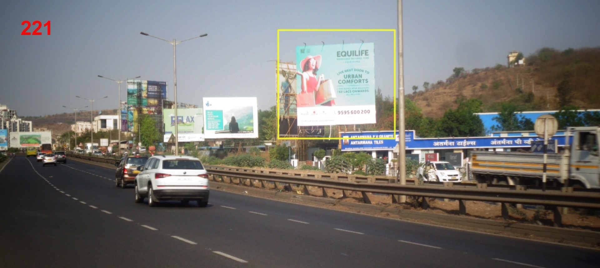 Hording - Pune – BANGLORE HIGHWAY, Pune, Maharashtra Hording - Pune – BANGLORE HIGHWAY, Pune, Maharashtra