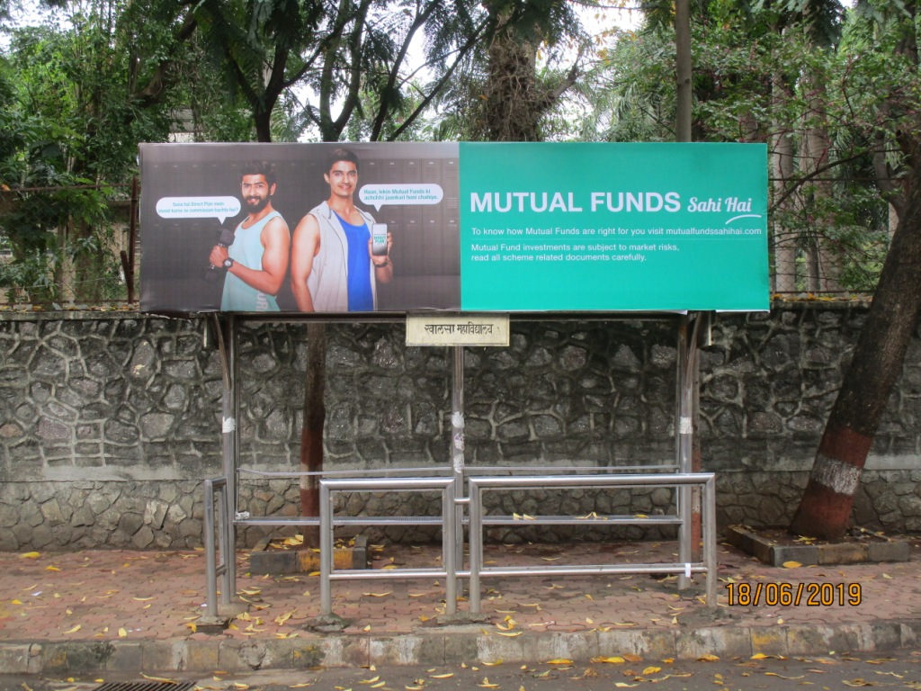 Bus Queue Shelter - - Khalsa College,   Dadar (E),   Mumbai,   Maharashtra