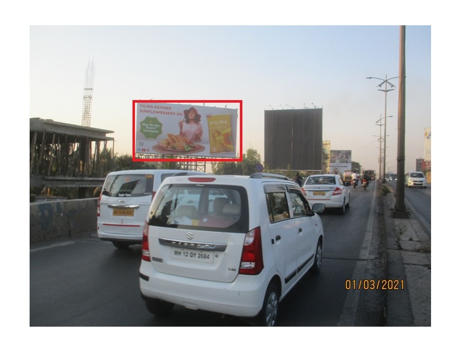 Nonlit - Magarpatta To Kharadi At Mundhwa Railway Bridge., Pune, Maharashtra Nonlit - Magarpatta To Kharadi At Mundhwa Railway Bridge., Pune, Maharashtra