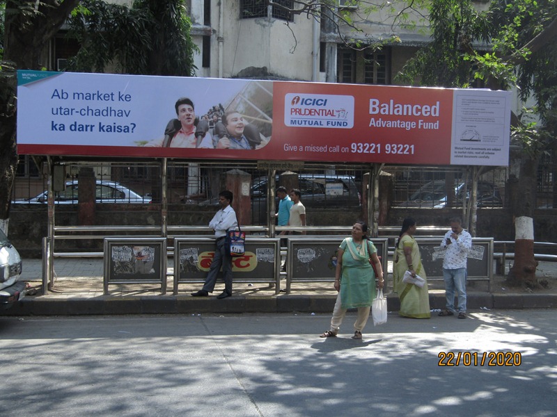Bus Queue Shelter - B. A. Road - Kapol Niwas,   Matunga (E),   Mumbai,   Maharashtra