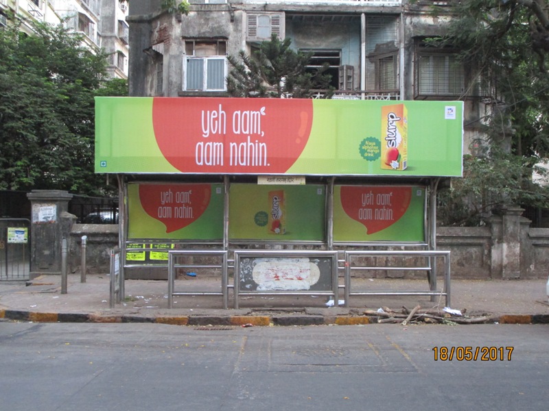 Bus Queue Shelter - Nappu Road - Swami Narayan Mandir,   Dadar (E),   Mumbai,   Maharashtra