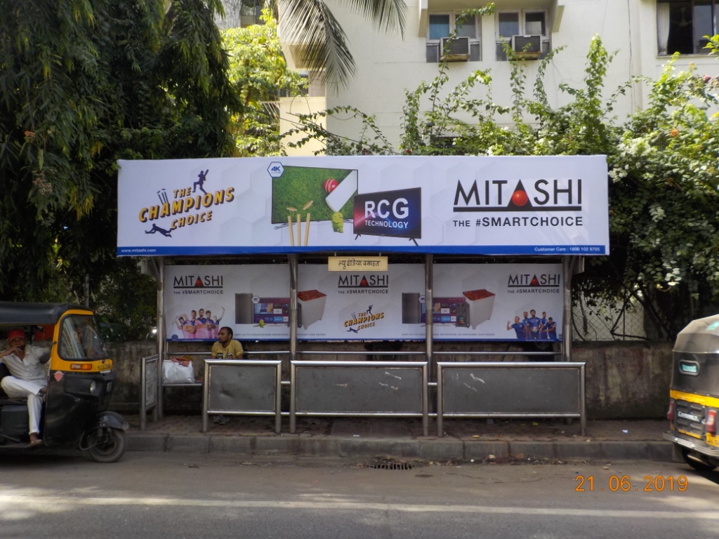 Bus Queue Shelter - Juhu Gully - New India Quarters, Juhu, Mumbai, Maharashtra Bus Queue Shelter - Juhu Gully - New India Quarters, Juhu, Mumbai, Maharashtra