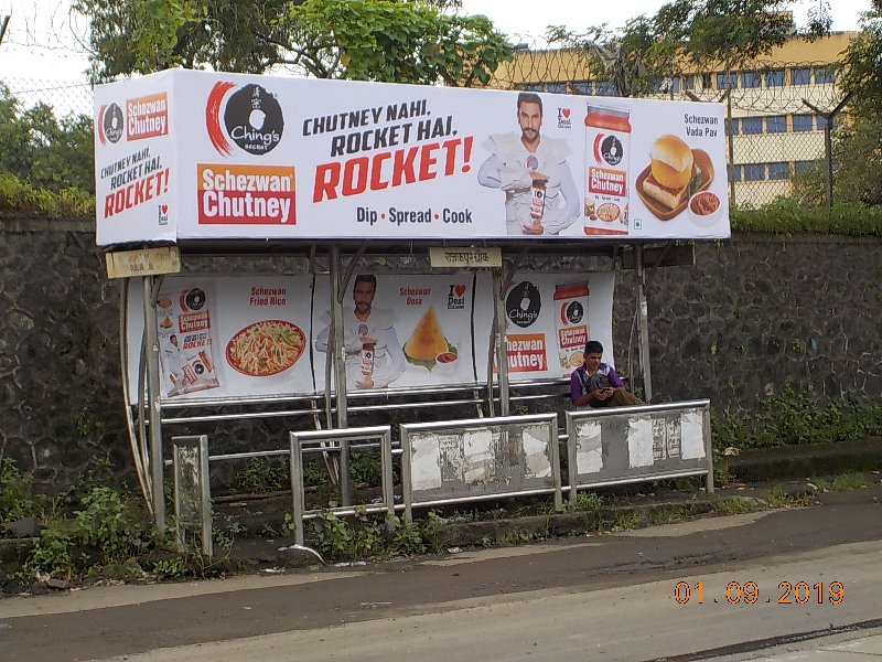 Bus Queue Shelter - V. N. Purav Road - R. Centre,   Deonar,   Mumbai,   Maharashtra