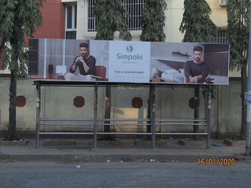 Bus Queue Shelter - C. S. T. Road - Metro Co.,   Kalina,   Mumbai,   Maharashtra