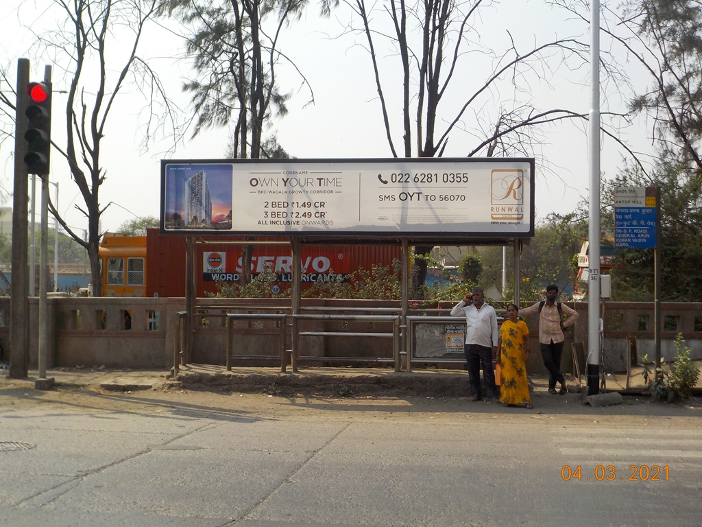 Bus Queue Shelter - W. T. Road - Bhakti Park, Wadala, Mumbai, Maharashtra Bus Queue Shelter - W. T. Road - Bhakti Park, Wadala, Mumbai, Maharashtra
