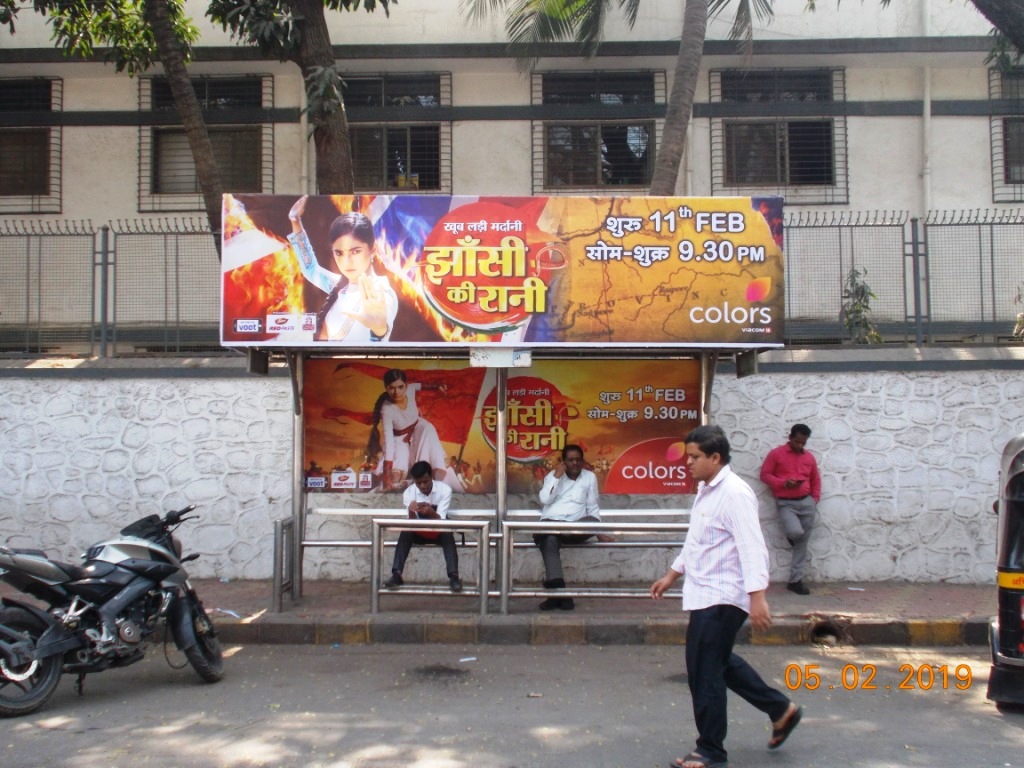 Bus Queue Shelter - Charkop - Charkop Naka,   Kandivali West,   Mumbai,   Maharashtra
