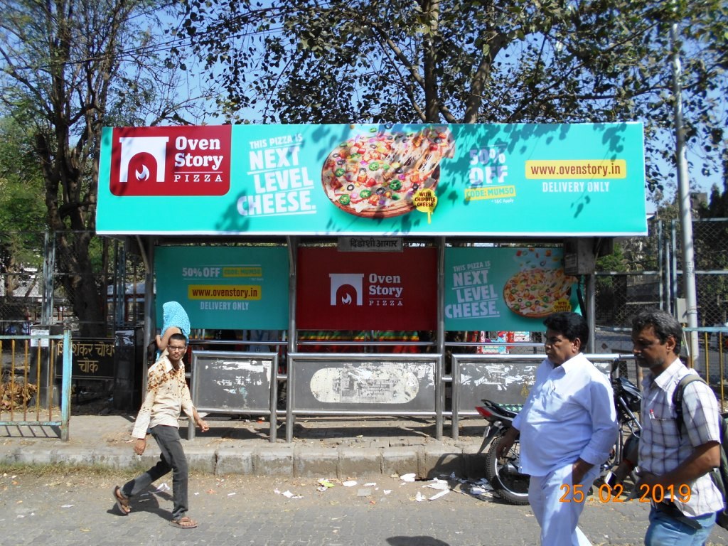 Bus Queue Shelter - Near Gokul Dham Market - Dindoshi Bus Depot,   Goregaon ( East ),   Mumbai,   Maharashtra