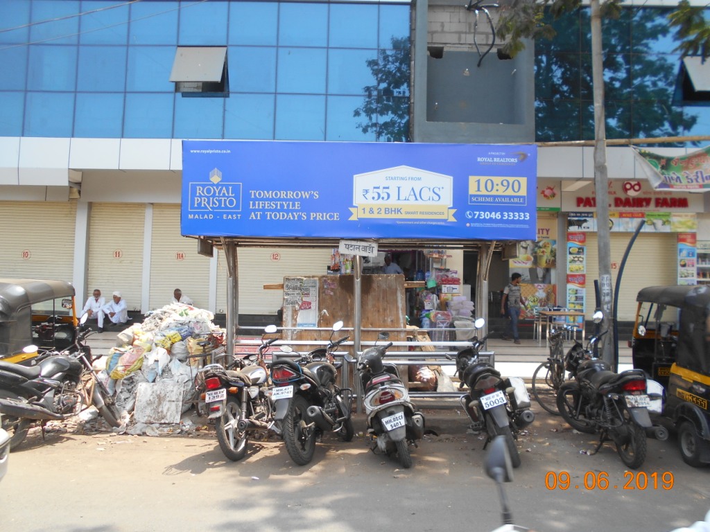 Bus Queue Shelter - - Pathan Wadi,   Malad East,   Mumbai,   Maharashtra