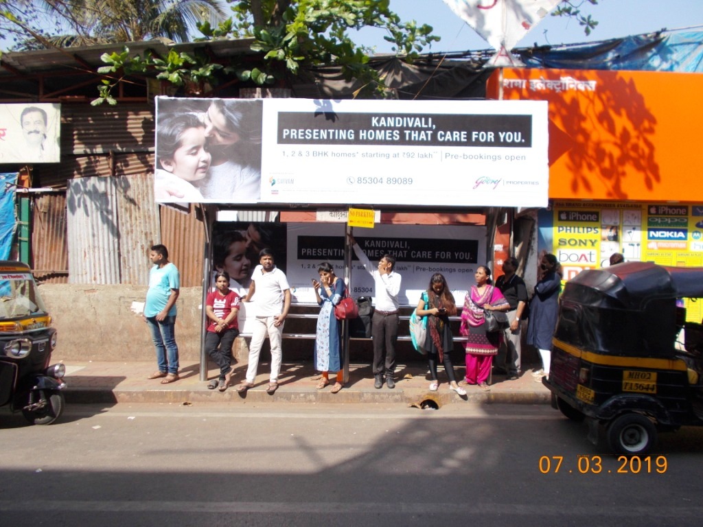 Bus Queue Shelter - Near Bus Depot - Kandivali Station East,   Kandivali East,   Mumbai,   Maharashtra