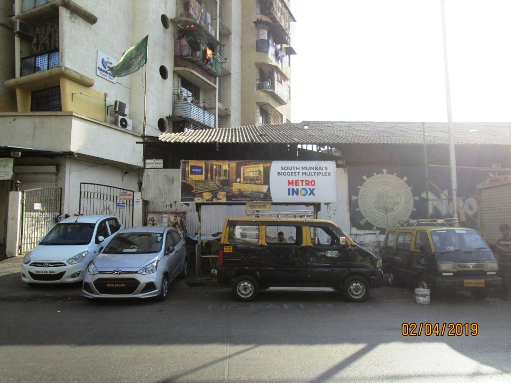 Bus Queue Shelter - - Sunder Gully, Saat Rasta, Mumbai, Maharashtra Bus Queue Shelter - - Sunder Gully, Saat Rasta, Mumbai, Maharashtra