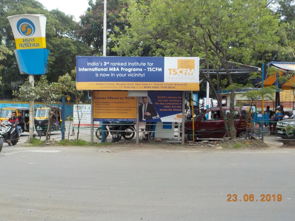 Bus Queue Shelter - - Agra Road, Mulund West, Mumbai, Maharashtra Bus Queue Shelter - - Agra Road, Mulund West, Mumbai, Maharashtra