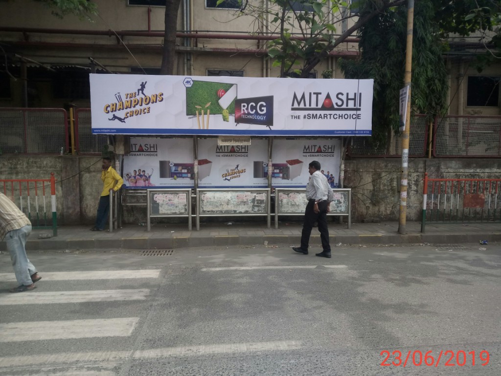 Bus Queue Shelter - - Chakala Cigrette Factory,   Andheri East,   Mumbai,   Maharashtra