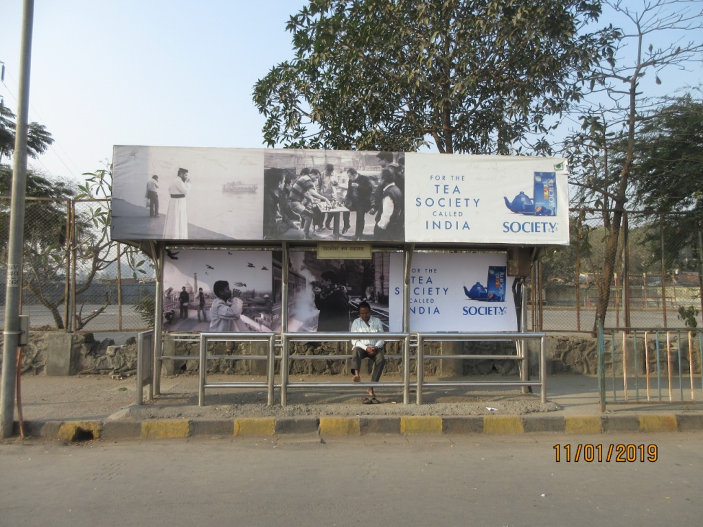 Bus Queue Shelter - - Ghatkopar Bus Station,   Ghatkopar East,   Mumbai,   Maharashtra