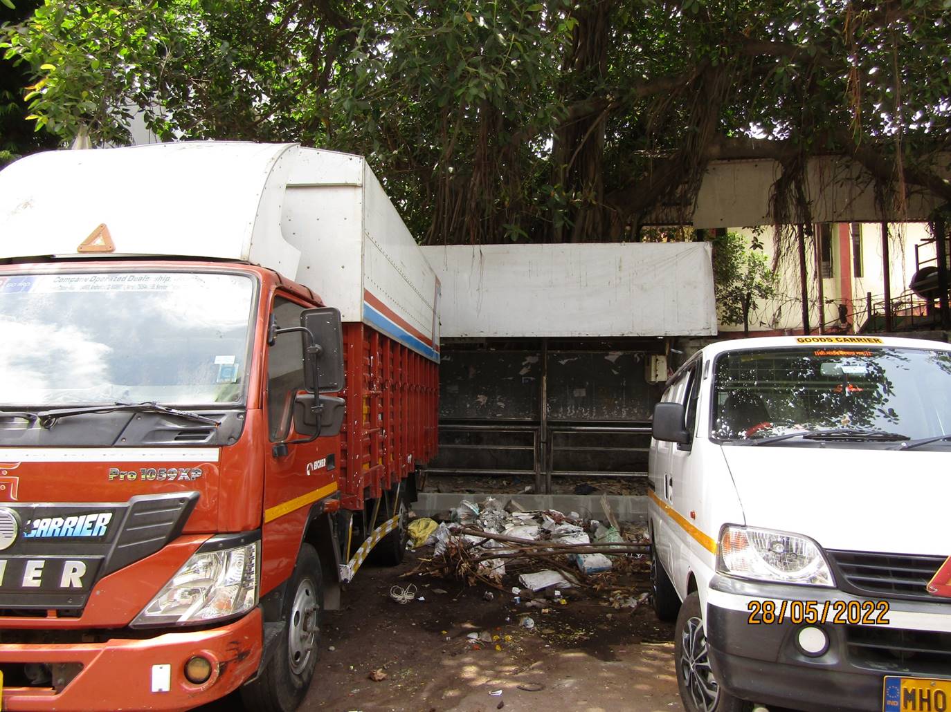 Bus Queue Shelter - Tulsi pipe road - Tulsi Pipe Rd (Mhatre Pen co), Dadar, Dadar (W), Mumbai, Maharashtra Bus Queue Shelter - Tulsi pipe road - Tulsi Pipe Rd (Mhatre Pen co), Dadar, Dadar (W), Mumbai, Maharashtra