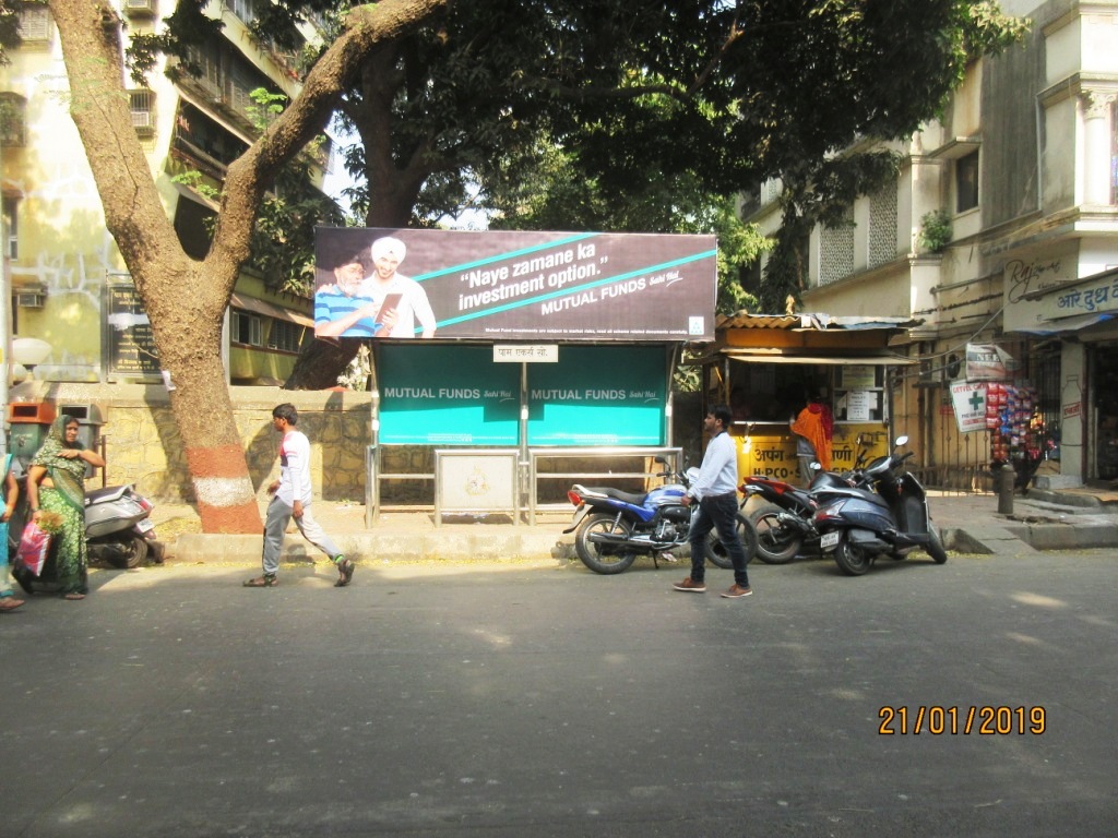 Bus Queue Shelter - - Palm Acres,   Mulund East,   Mumbai,   Maharashtra