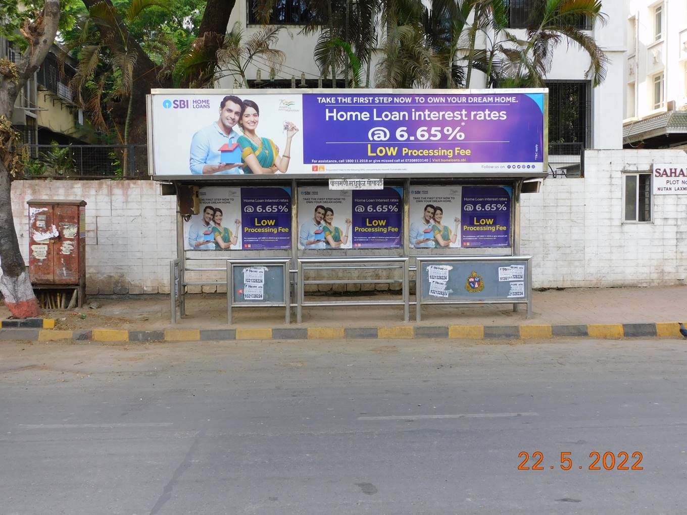 Bus Queue Shelter - Guru Nanak Road - Madhu Kunj - 2, Juhu, Mumbai, Maharashtra Bus Queue Shelter - Guru Nanak Road - Madhu Kunj - 2, Juhu, Mumbai, Maharashtra