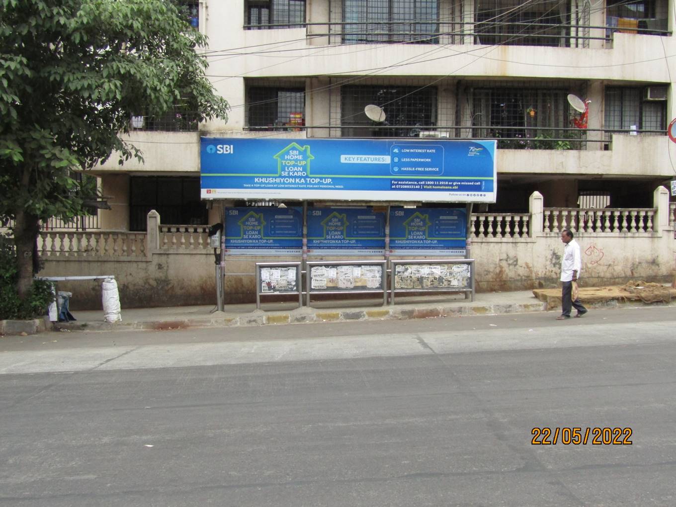 Bus Queue Shelter - A K Vaidya Marg - Gokul Dham Satra Nyayalay,   Goregaon E,   Mumbai,   Maharashtra
