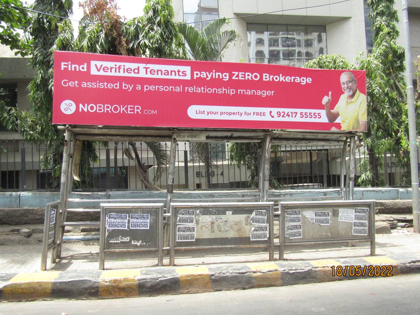 Bus Queue Shelter - Veer Savarkar - Madina Manzil,   Goregaon ROB,   Mumbai,   Maharashtra