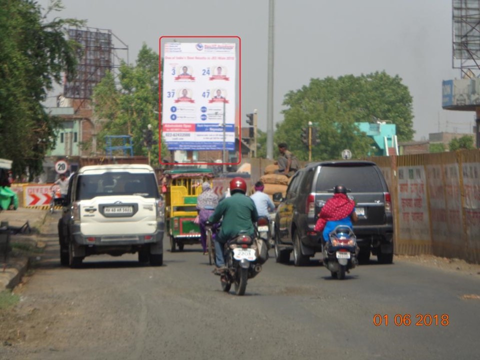 Hording - WARDMAAN NAGAR SQ., Nagpur, Maharashtra