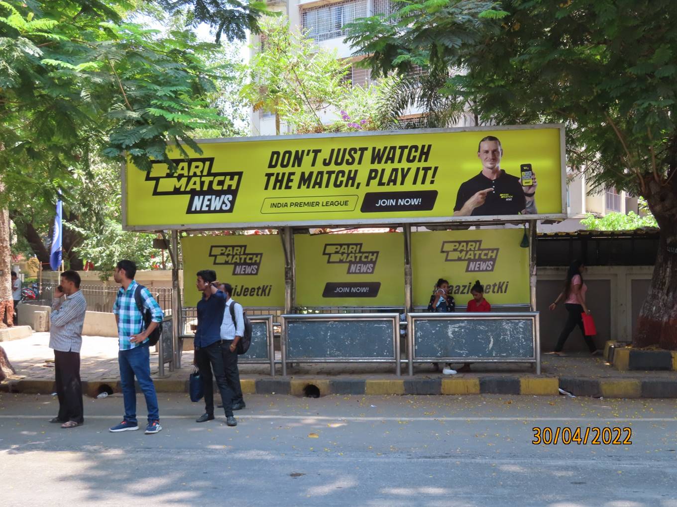 Bus Queue Shelter - Marve Road - Orlem Bawadi,   Malad (W),   Mumbai,   Maharashtra