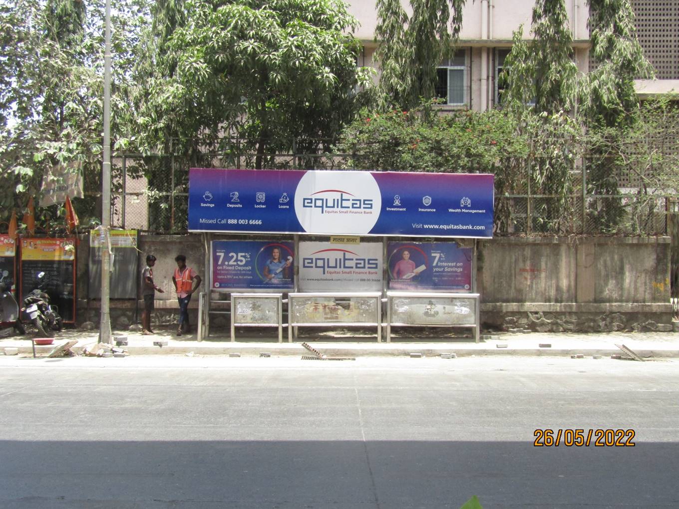 Bus Queue Shelter - Link Road - Outside Malad Bus Depot,   Malad (W),   Mumbai,   Maharashtra