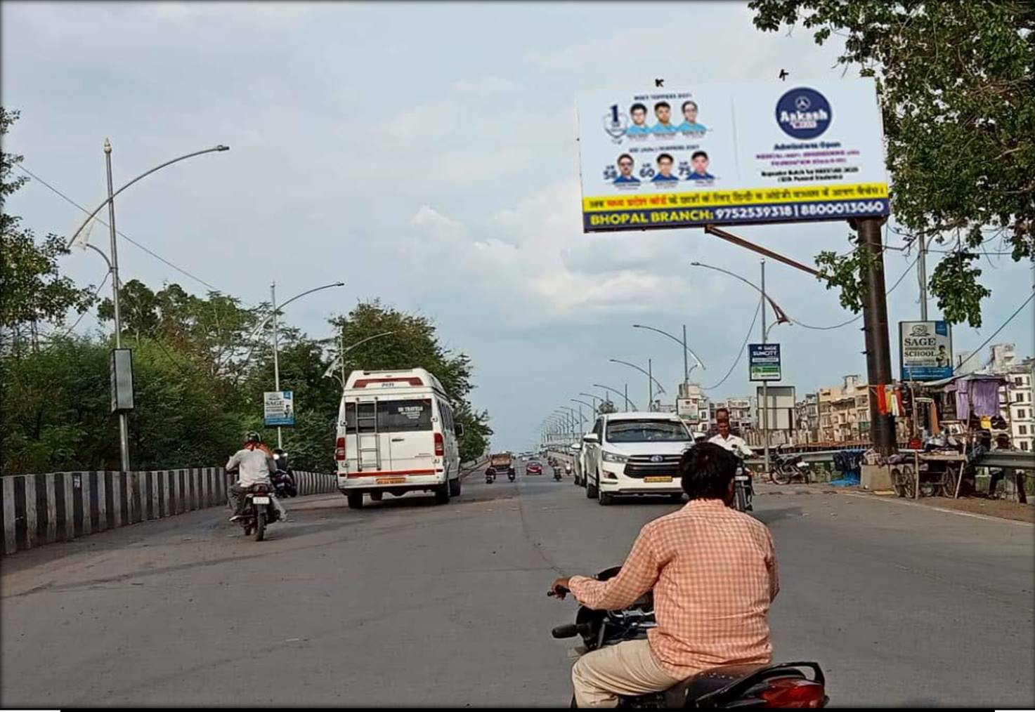 Cantyliver - Near E-8 Dana Pani Restaurant, Bhopal, Madhya Pradesh Cantyliver - Near E-8 Dana Pani Restaurant, Bhopal, Madhya Pradesh