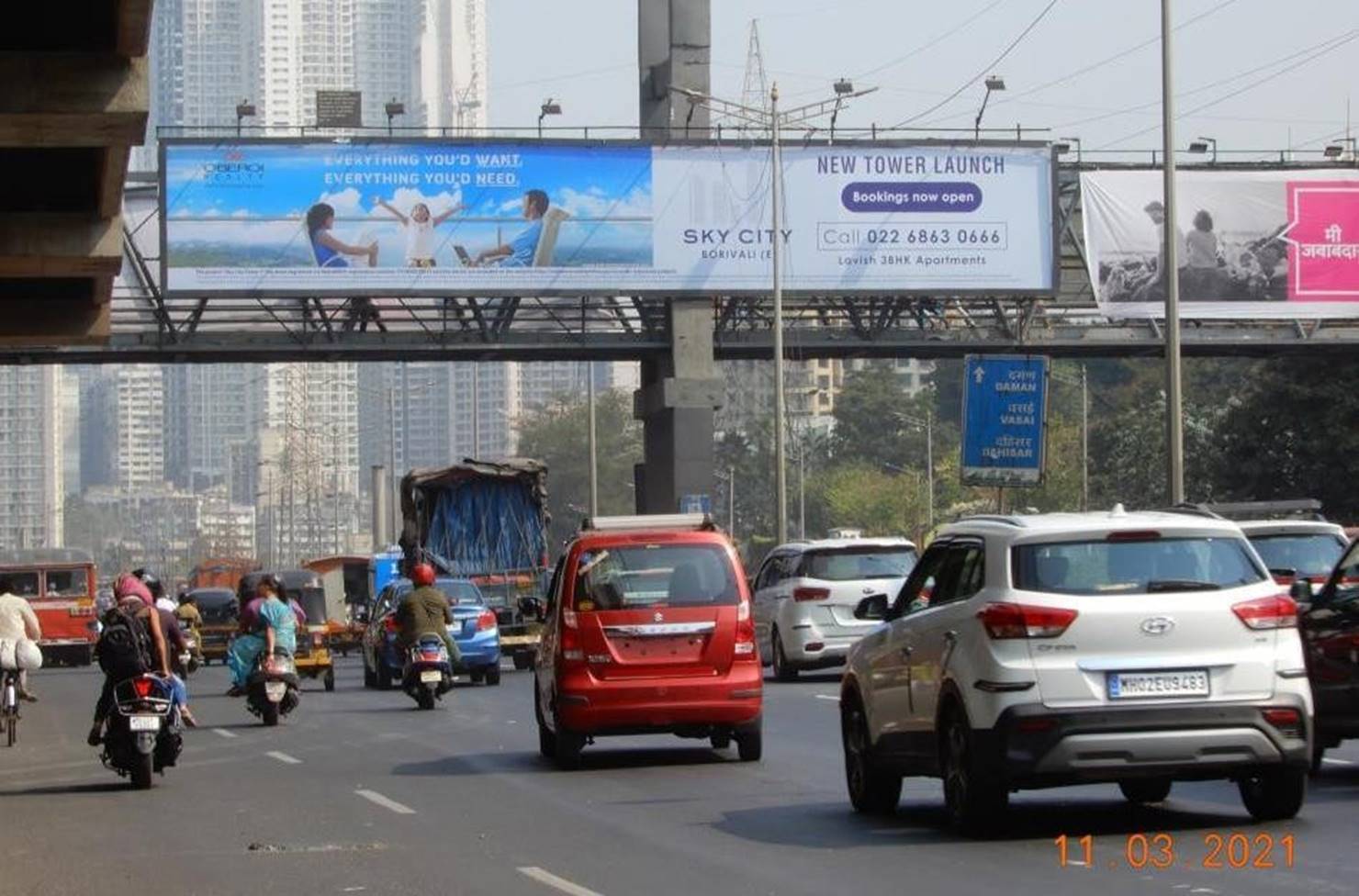 FOB - WEH-Goregaon Near Oberoi Mall - towards goregaon, WESTERN EXPRESS HIGHWAY, Mumbai, Maharashtra FOB - WEH-Goregaon Near Oberoi Mall - towards goregaon, WESTERN EXPRESS HIGHWAY, Mumbai, Maharashtra