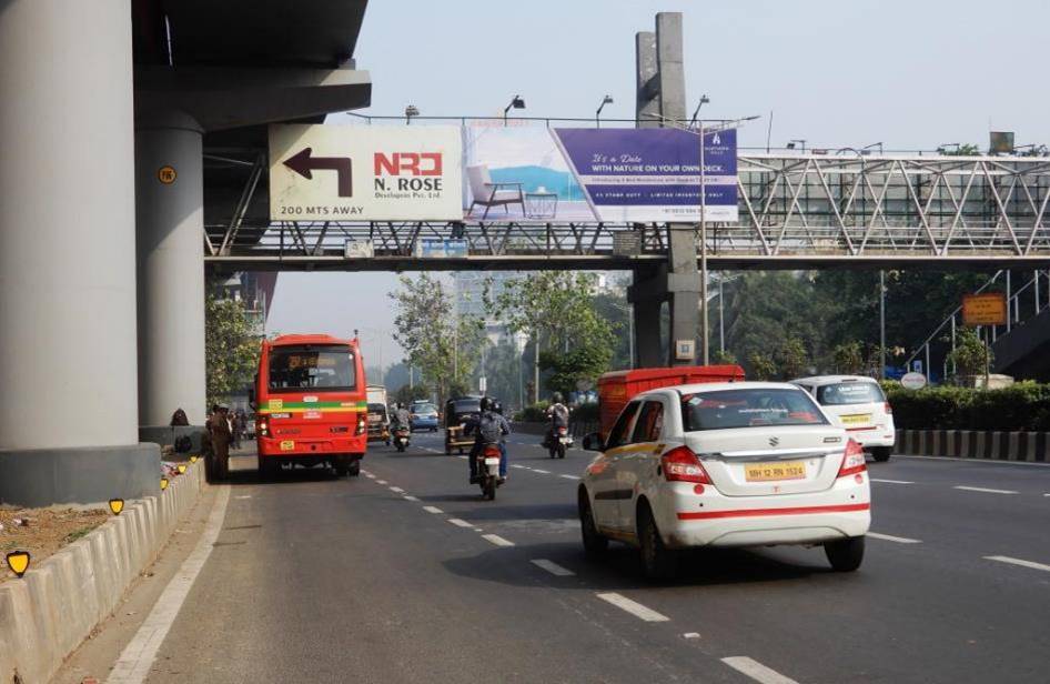 FOB - WEH-Borivali-Nancy Colony Near Gokulanand - towards borivali, WESTERN EXPRESS HIGHWAY, Mumbai, Maharashtra FOB - WEH-Borivali-Nancy Colony Near Gokulanand - towards borivali, WESTERN EXPRESS HIGHWAY, Mumbai, Maharashtra