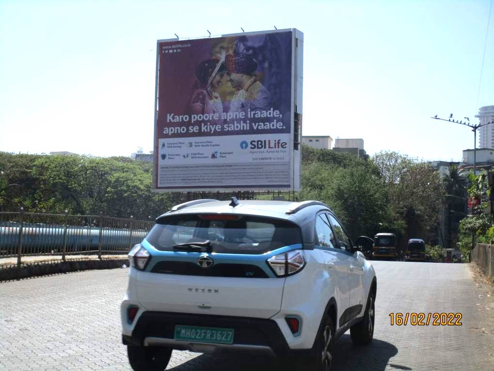hoarding - Andheri Lokhandwala Bridge fcg Barista -E/T - nr Lokhandwala Bridge, Andheri, Mumbai, Maharashtra hoarding - Andheri Lokhandwala Bridge fcg Barista -E/T - nr Lokhandwala Bridge, Andheri, Mumbai, Maharashtra