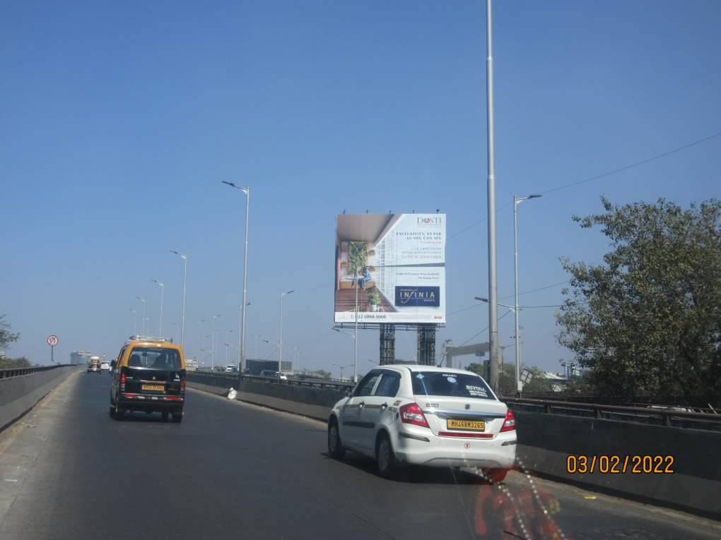 hoarding - Eastern freeway start/entry of freeway near Wadibunder RHS 1st-E/T - near Wadibunder, Eastern Freeway, Mumbai, Maharashtra hoarding - Eastern freeway start/entry of freeway near Wadibunder RHS 1st-E/T - near Wadibunder, Eastern Freeway, Mumbai, Maharashtra