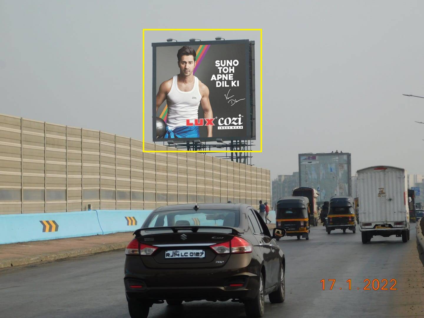 Hoarding - BKC to SCLR LHS Towards EEH 1st - Near Tilak Nagar Terminus,   SCLR,   Mumbai,   Maharashtra