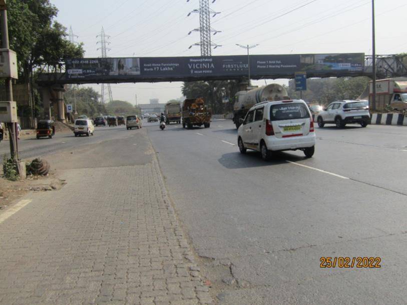 Gantry - At Priyadarshani Sion at RCF Junction near Somaiya Hospital-TFT Sion to Mulund - towards priyadarshani sion, EEH-GHATKOPAR/MULUND, Mumbai, Maharashtra Gantry - At Priyadarshani Sion at RCF Junction near Somaiya Hospital-TFT Sion to Mulund - towards priyadarshani sion, EEH-GHATKOPAR/MULUND, Mumbai, Maharashtra