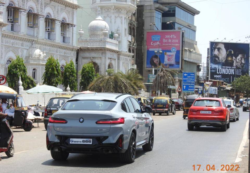 Hoarding - On SV Road,  at Mosque-M/T - towards bandra,   Bandra,   Mumbai,   Maharashtra