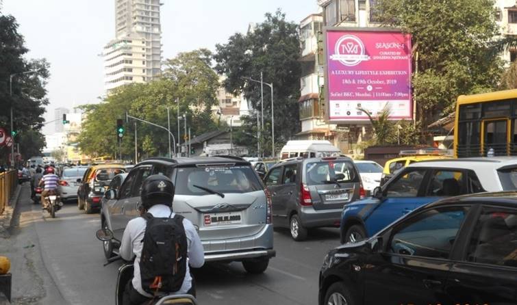 Hoarding - Next to Hinduja Hospital (RHS)-E/T - towards hinduja hospital, Cadell road, Mumbai, Maharashtra Hoarding - Next to Hinduja Hospital (RHS)-E/T - towards hinduja hospital, Cadell road, Mumbai, Maharashtra