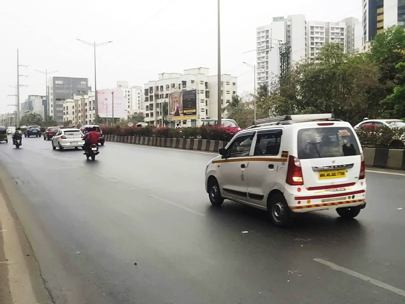 Hoarding - Opp Sai Dham - Near Thakur Complex-E/T - Near Thakur Complex,   Kandivali - WEH,   Mumbai,   Maharashtra