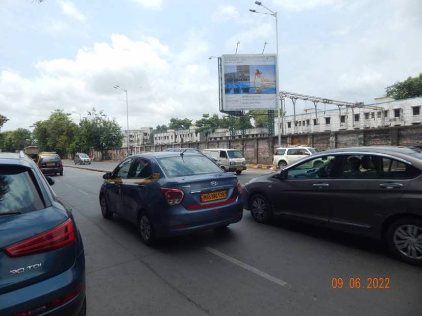 Billboard - Matunga Station Tulsi Pipe Road Nr.big bazaar-ET - Nr.big bazaar, matunga, Mumbai, Maharashtra Billboard - Matunga Station Tulsi Pipe Road Nr.big bazaar-ET - Nr.big bazaar, matunga, Mumbai, Maharashtra