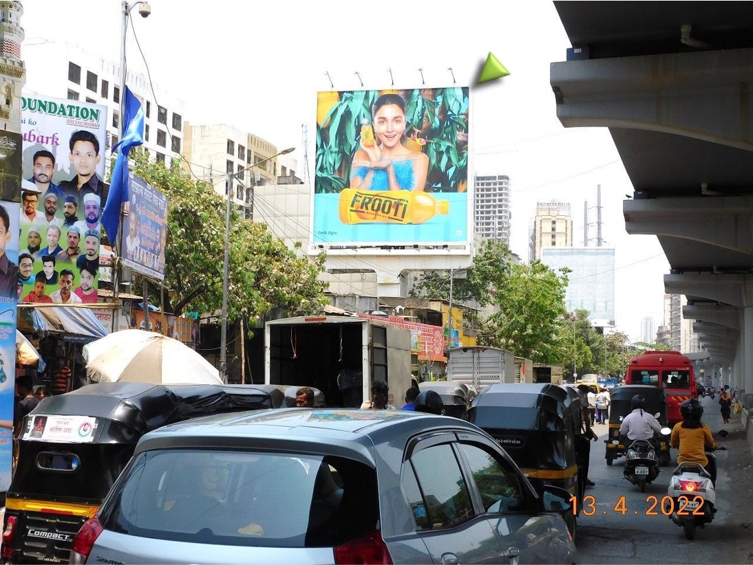 Billboard - Goregaon Link Road - from Andheri Link Road to Malad In- Orbit Mall, andheri, Mumbai, Maharashtra Billboard - Goregaon Link Road - from Andheri Link Road to Malad In- Orbit Mall, andheri, Mumbai, Maharashtra