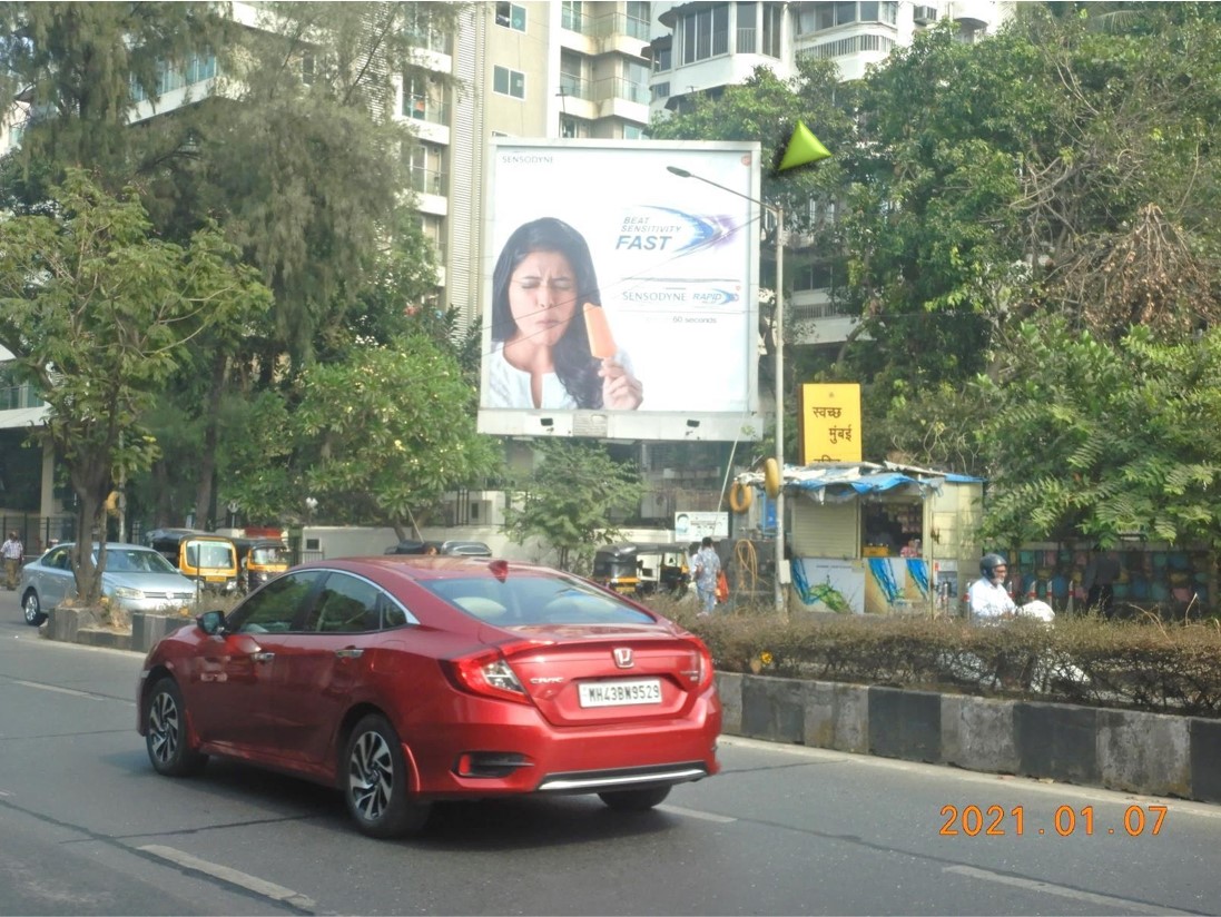Billboard - S V Road Vile Parle (LIC) - Outside LIC Office, andheri, Mumbai, Maharashtra Billboard - S V Road Vile Parle (LIC) - Outside LIC Office, andheri, Mumbai, Maharashtra