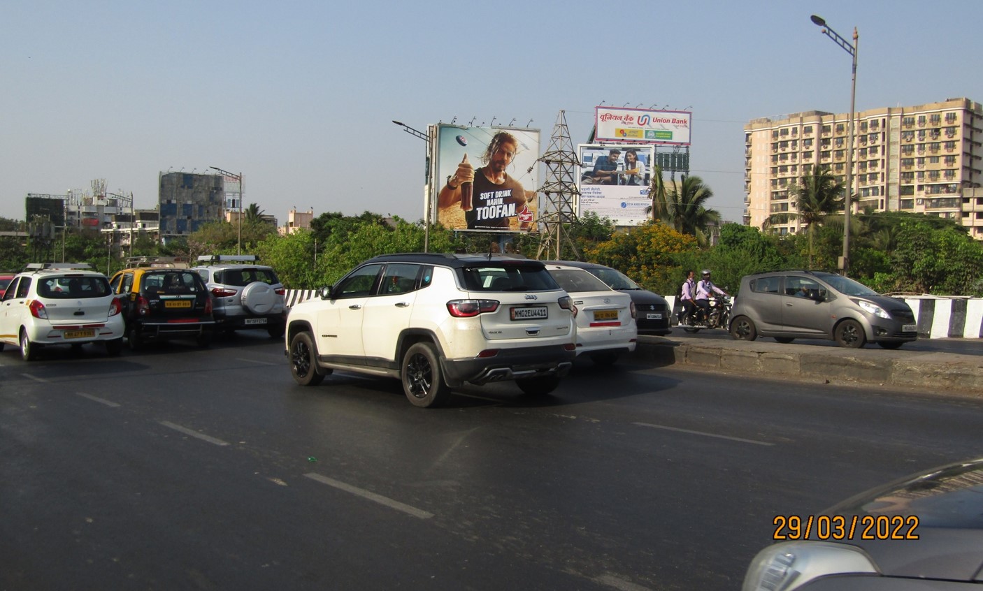 Hoarding - WEH Vakola Flyover - Opp Reliance Energy,   Mira Bhayandar,   Mumbai,   Maharashtra
