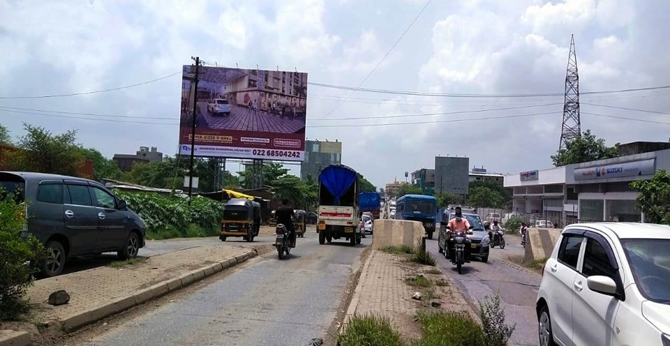 Hoarding - Goa Gaon facing Bhiwandi - Opp Maruti Showroom,   Kalyan Bhiwandi Rd.,   Mumbai,   Maharashtra